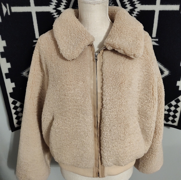 🧸 EUC Donna Salyers Fabulous Furs Slone Faux Sherpa Lined Zip Front Teddy Coat - Picture 7 of 16
